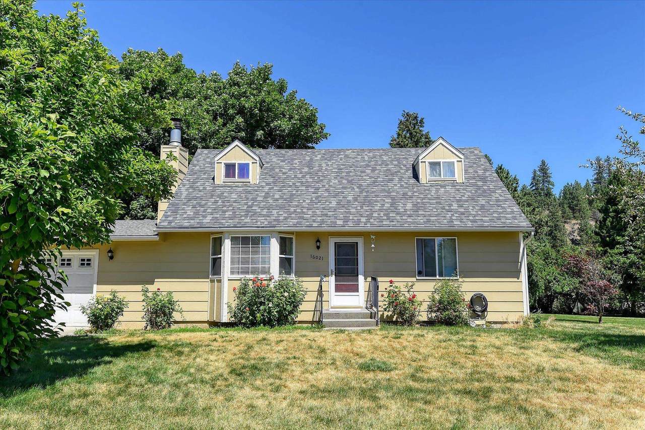 16021 Broad Ave - Photo 1