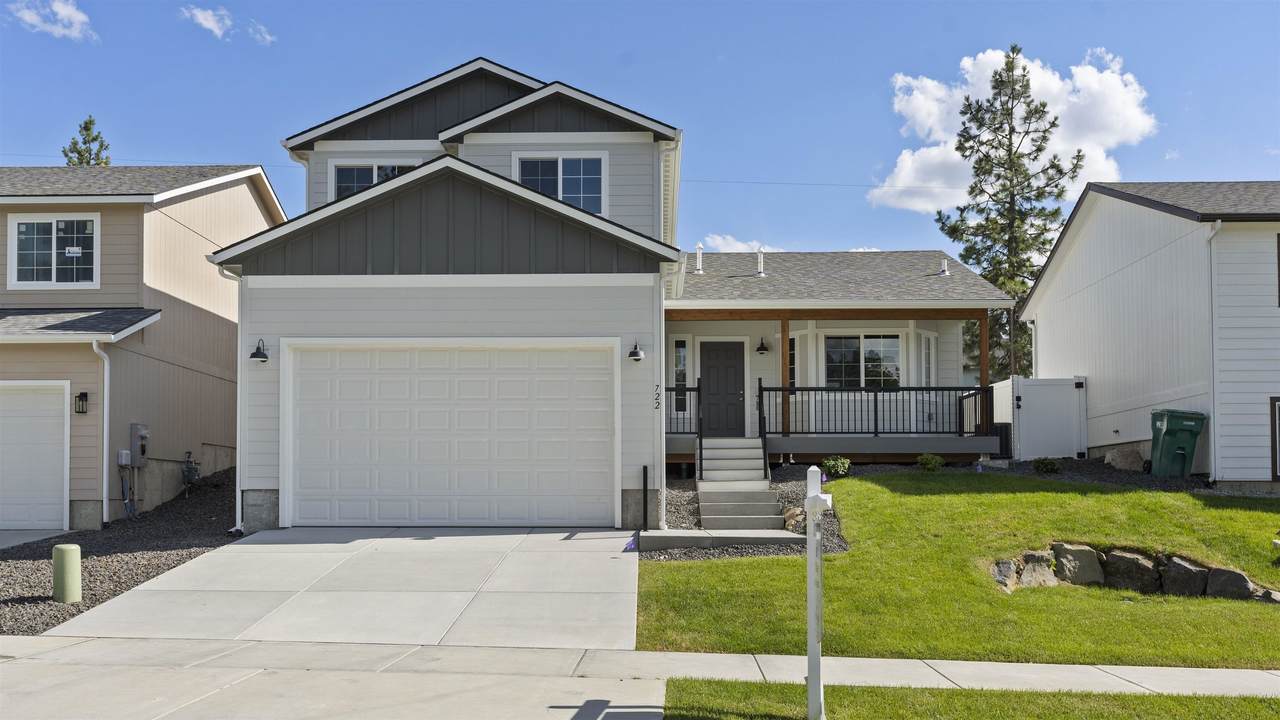 722 Canterbury Ln - Photo 1