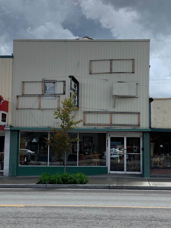 1810 Sprague Ave - Photo 1