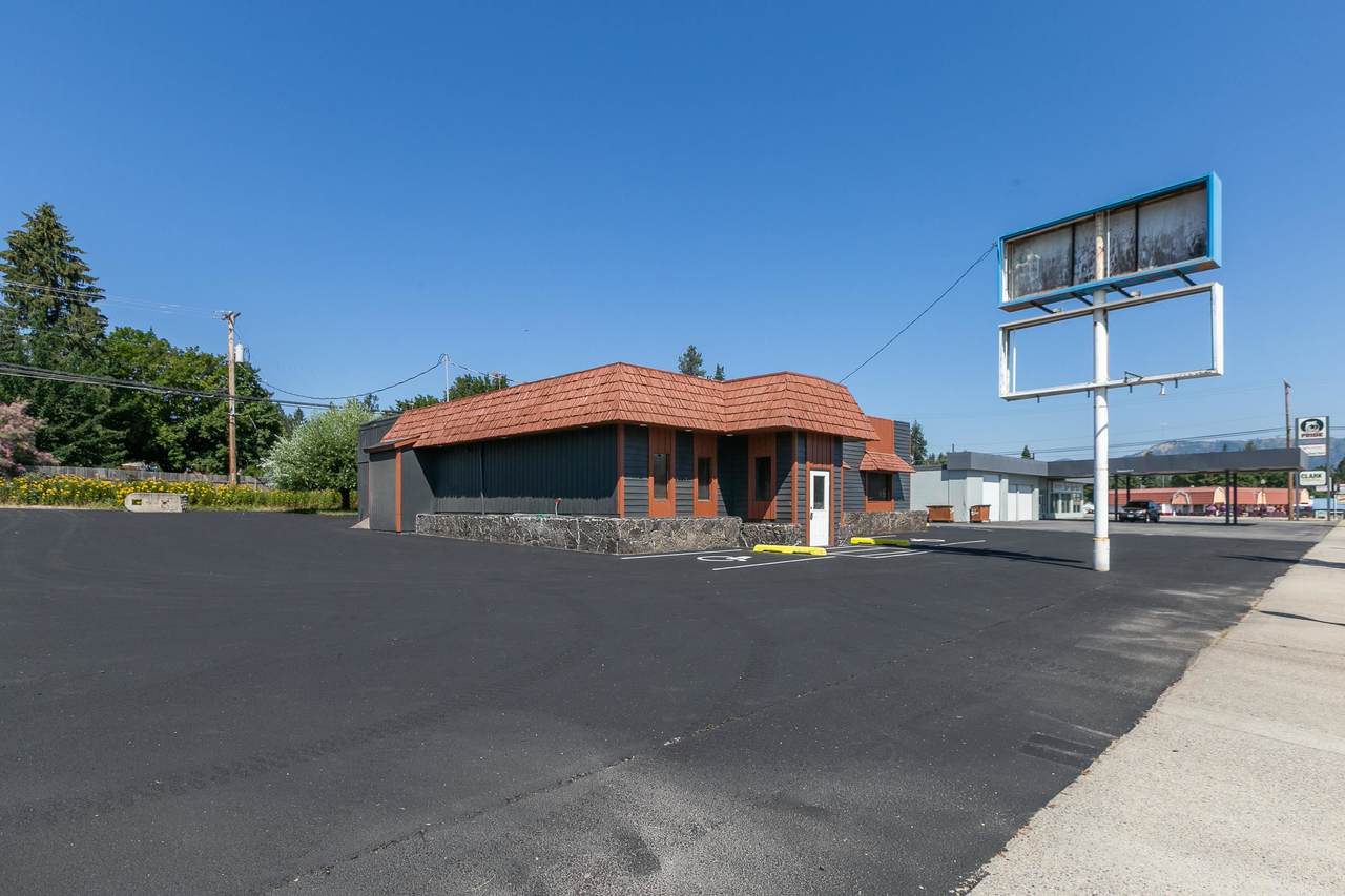 201 Washington Ave - Photo 1
