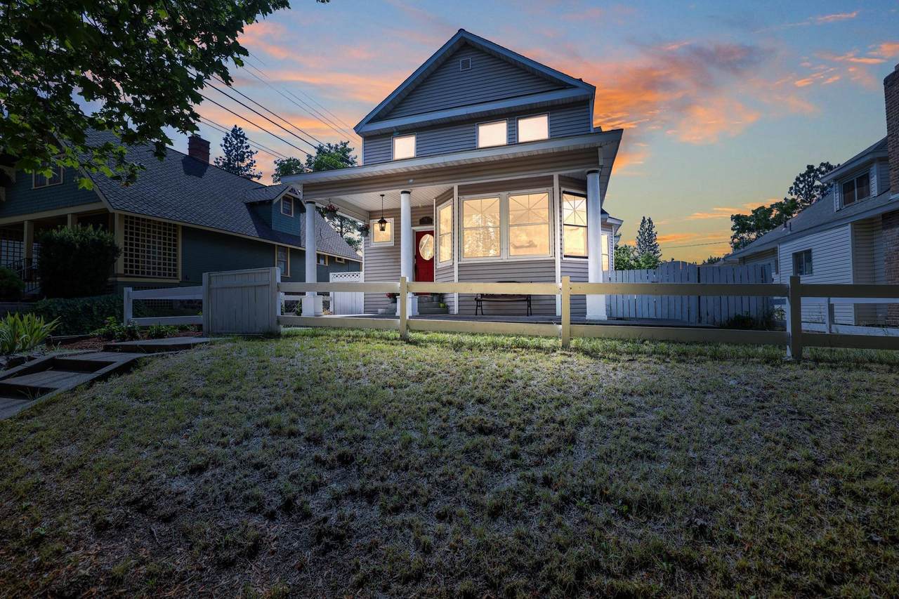 714 Oak St - Photo 1