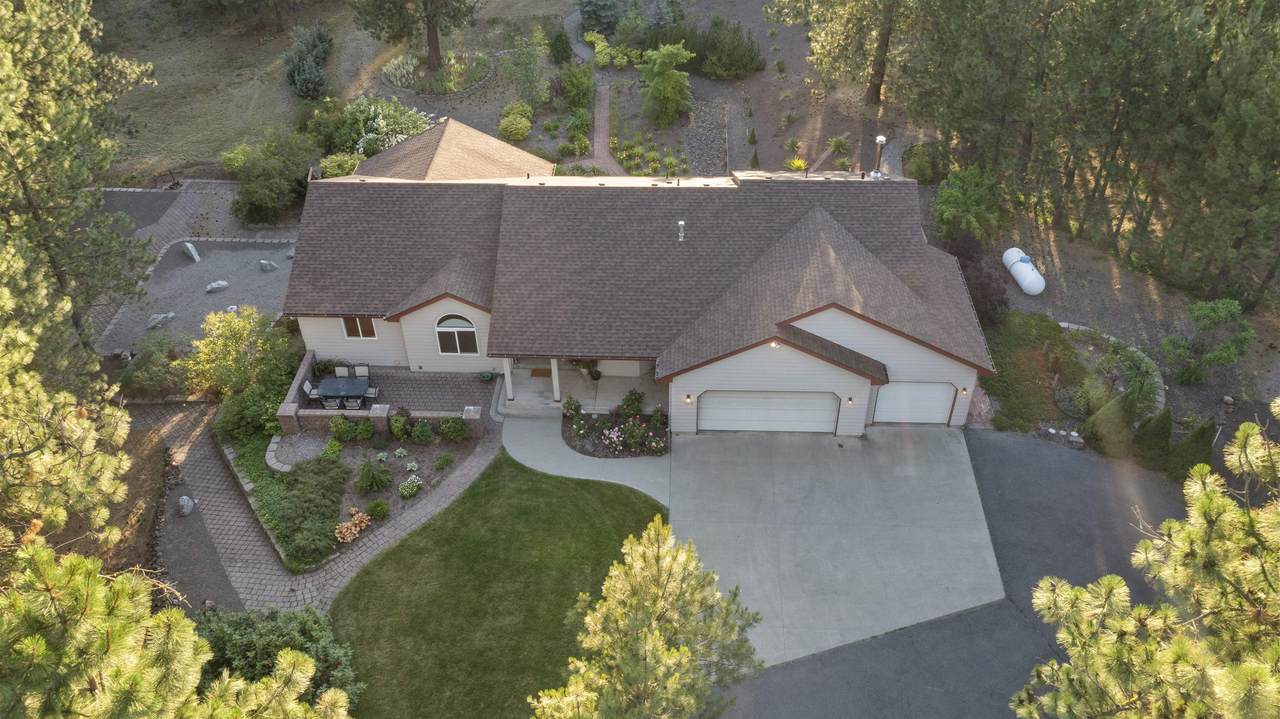 14016 Short Rd - Photo 1