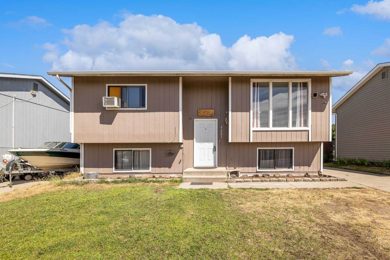 3221 Garnet Ave - Photo 1