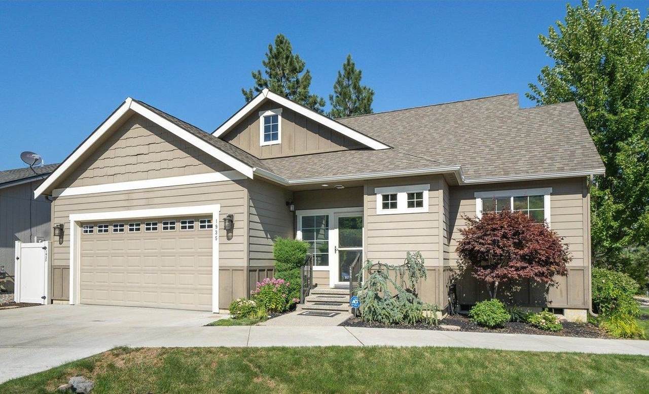 1935 Canyon Woods Ln - Photo 1