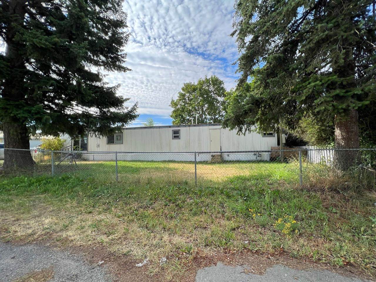 18618 Grace Ave - Photo 1