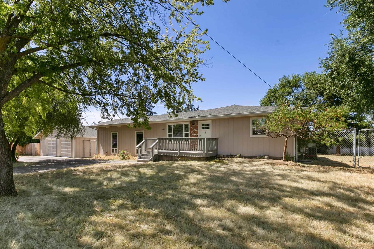 3305 Davis Rd - Photo 1