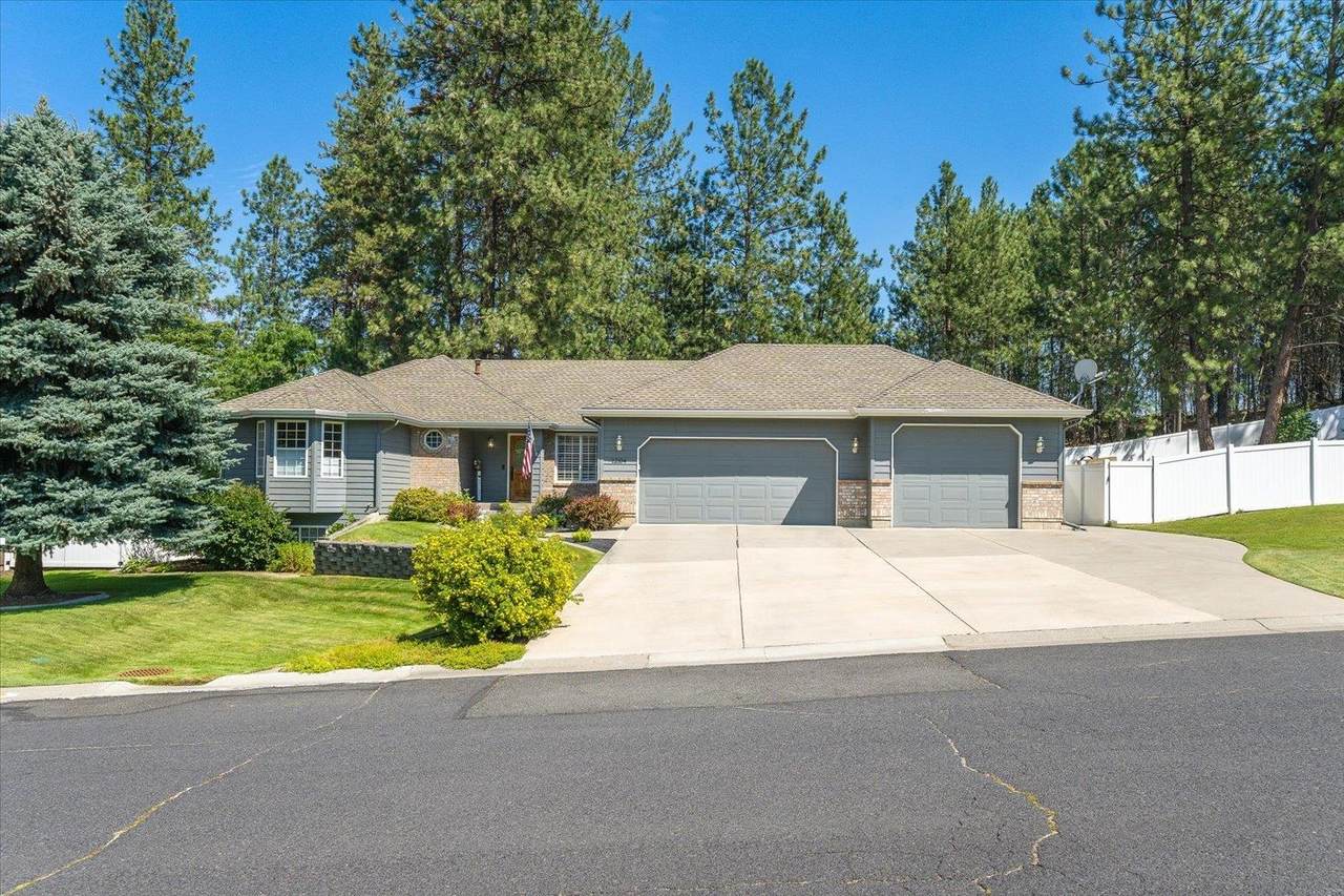 12104 Denver Dr - Photo 1