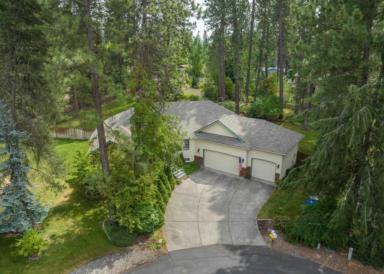 4424 Eagles Glen Ln - Photo 1
