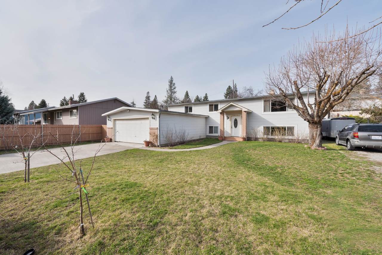6815 11th Ave - Photo 1