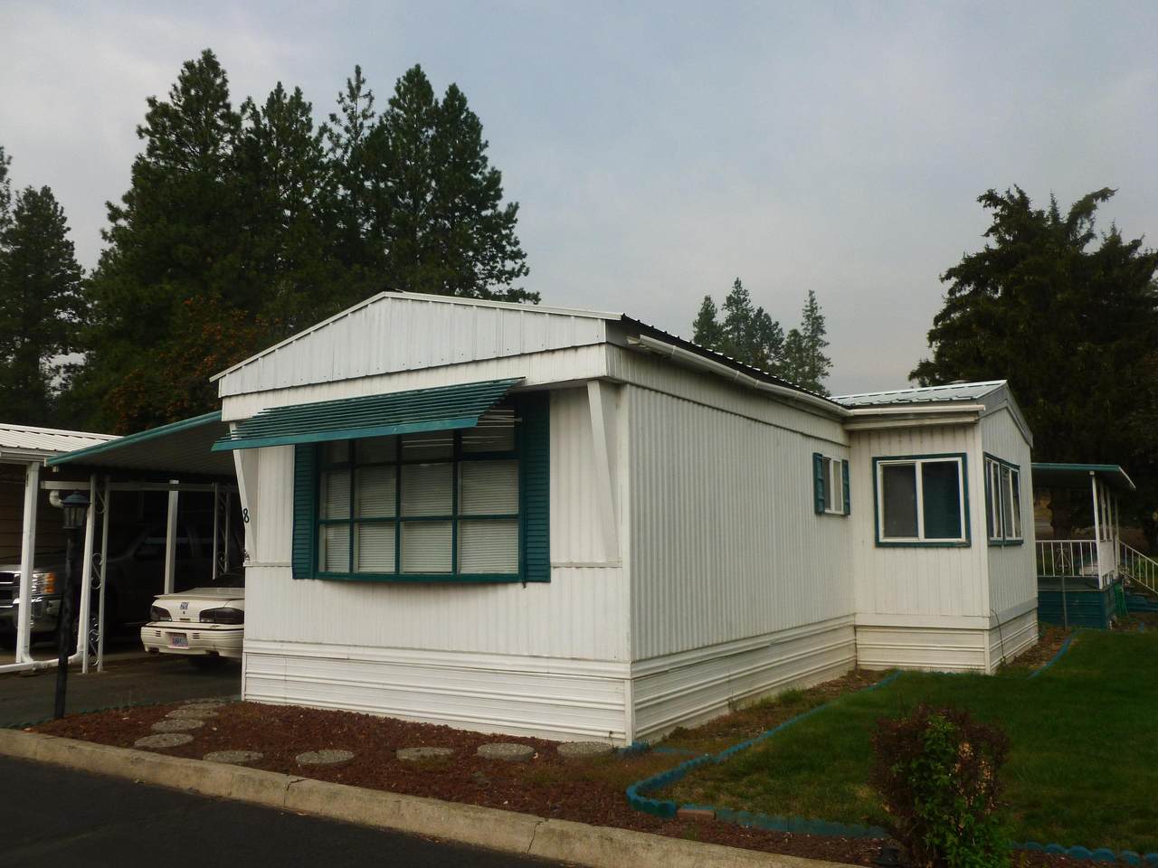 208-8 Neyland Ave - Photo 1