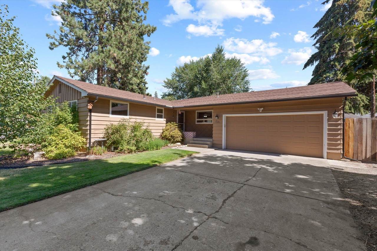 8126 Hughes Dr - Photo 1