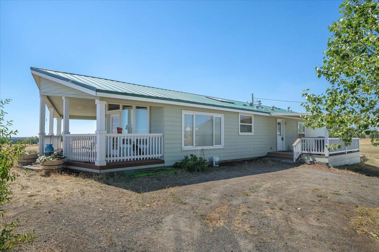 3511 Brooks Rd - Photo 1