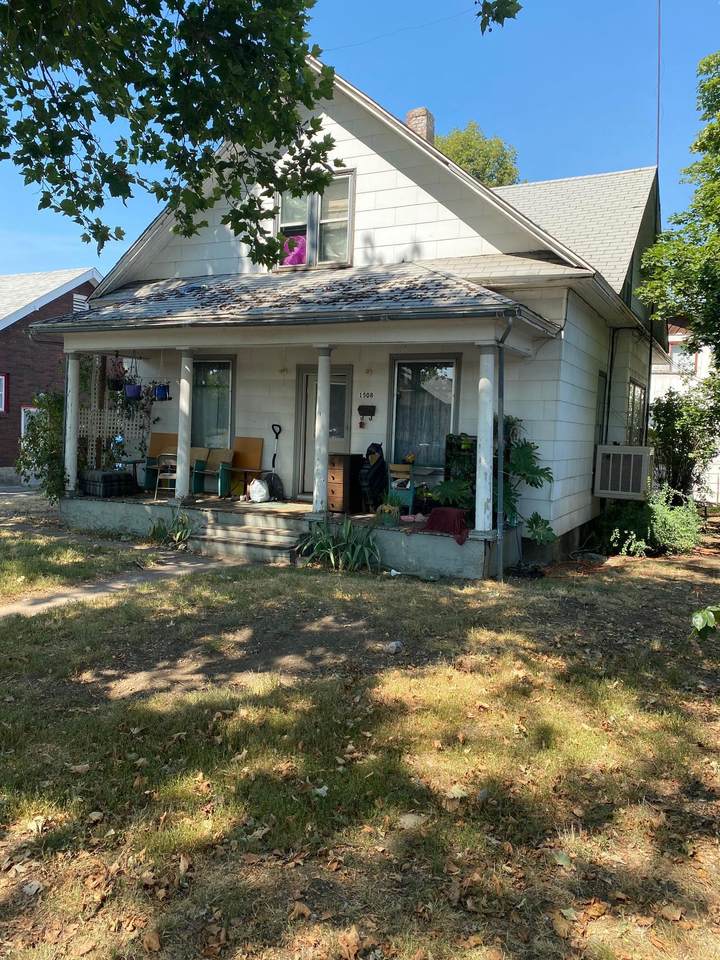 1508 Mansfield Ave - Photo 1
