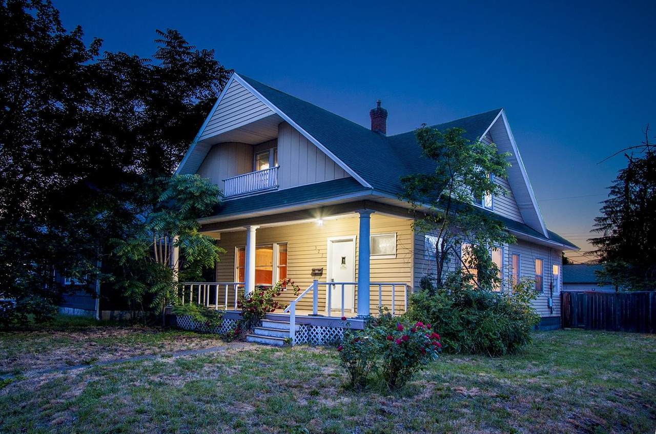 327 Baldwin Ave - Photo 1