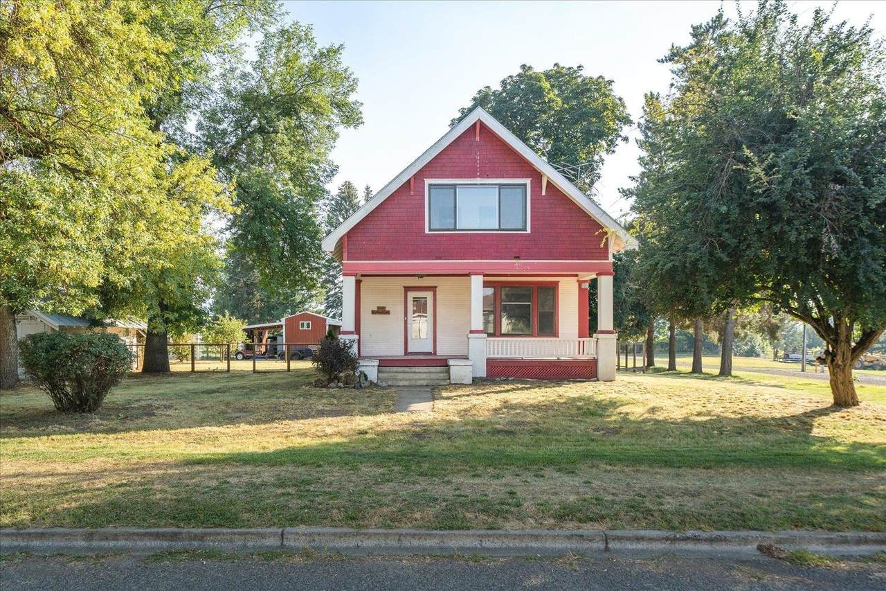 302 Washington St - Photo 1