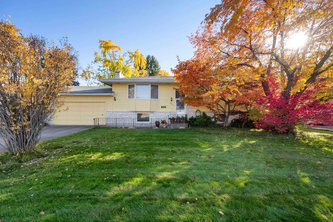 14418 16th Ave - Photo 1