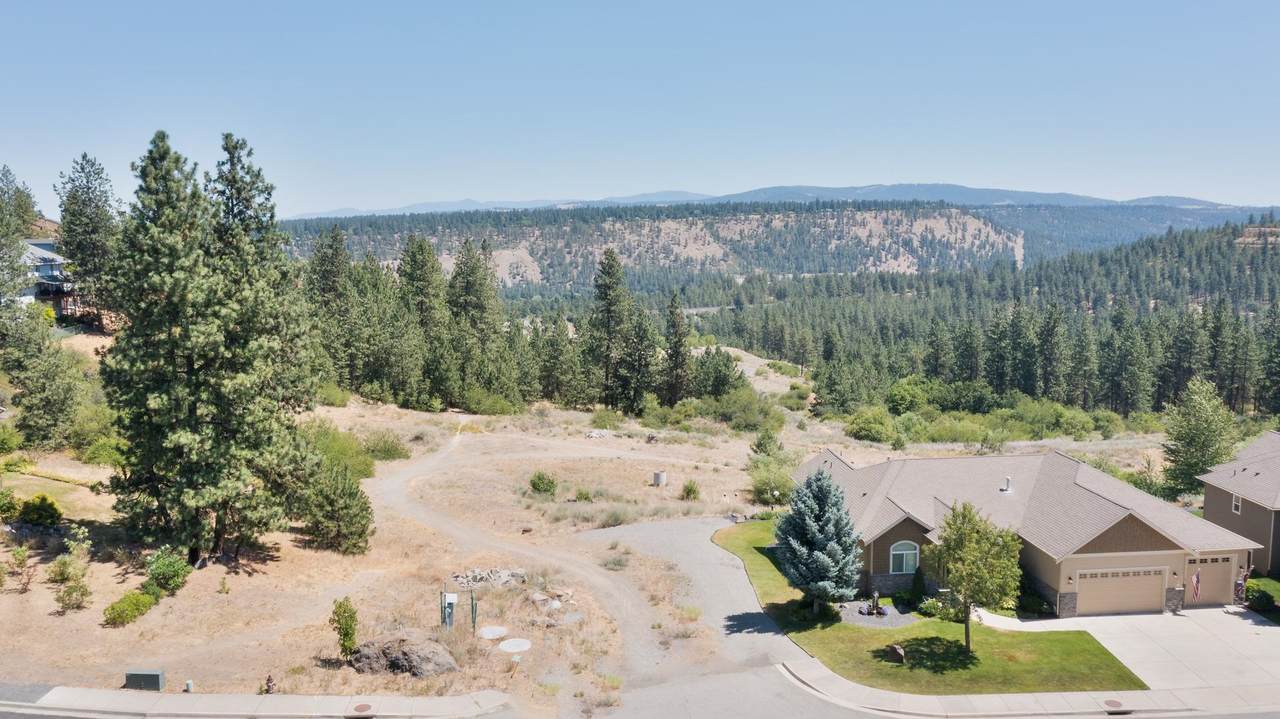 3224 23rd Ave - Photo 1