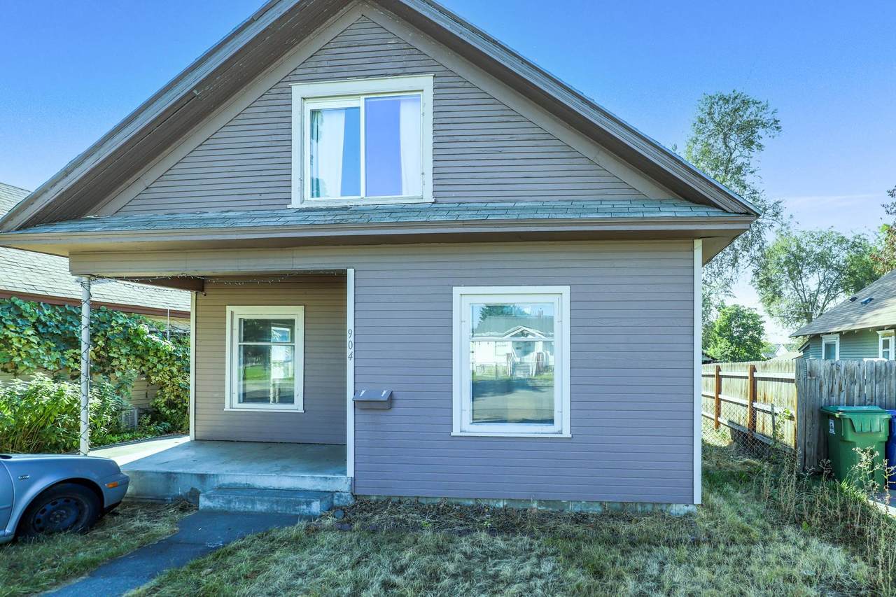 904 Empire Ave - Photo 1