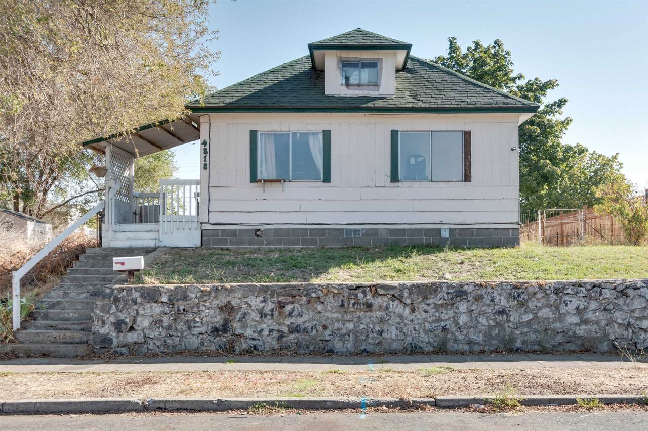 4818 Smith St - Photo 1