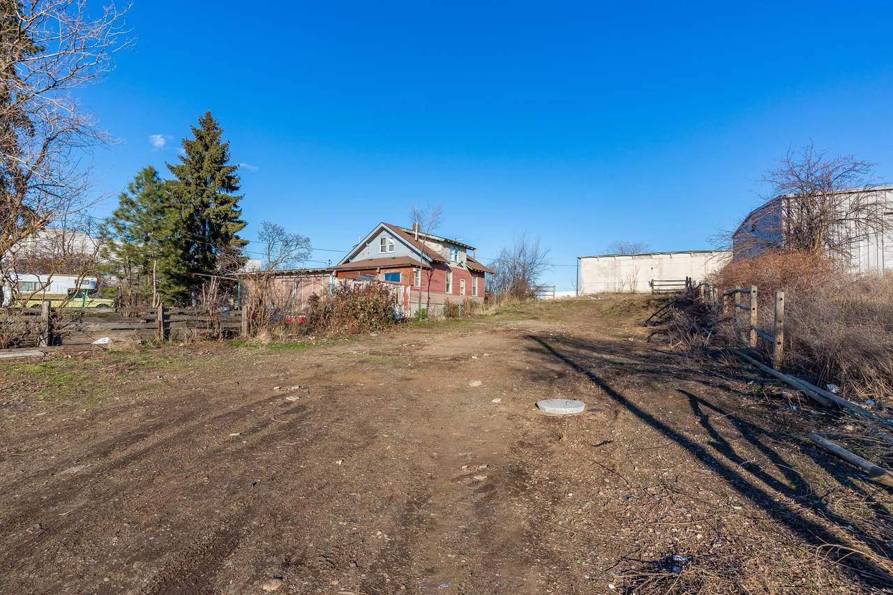 115 Cook St - Photo 1