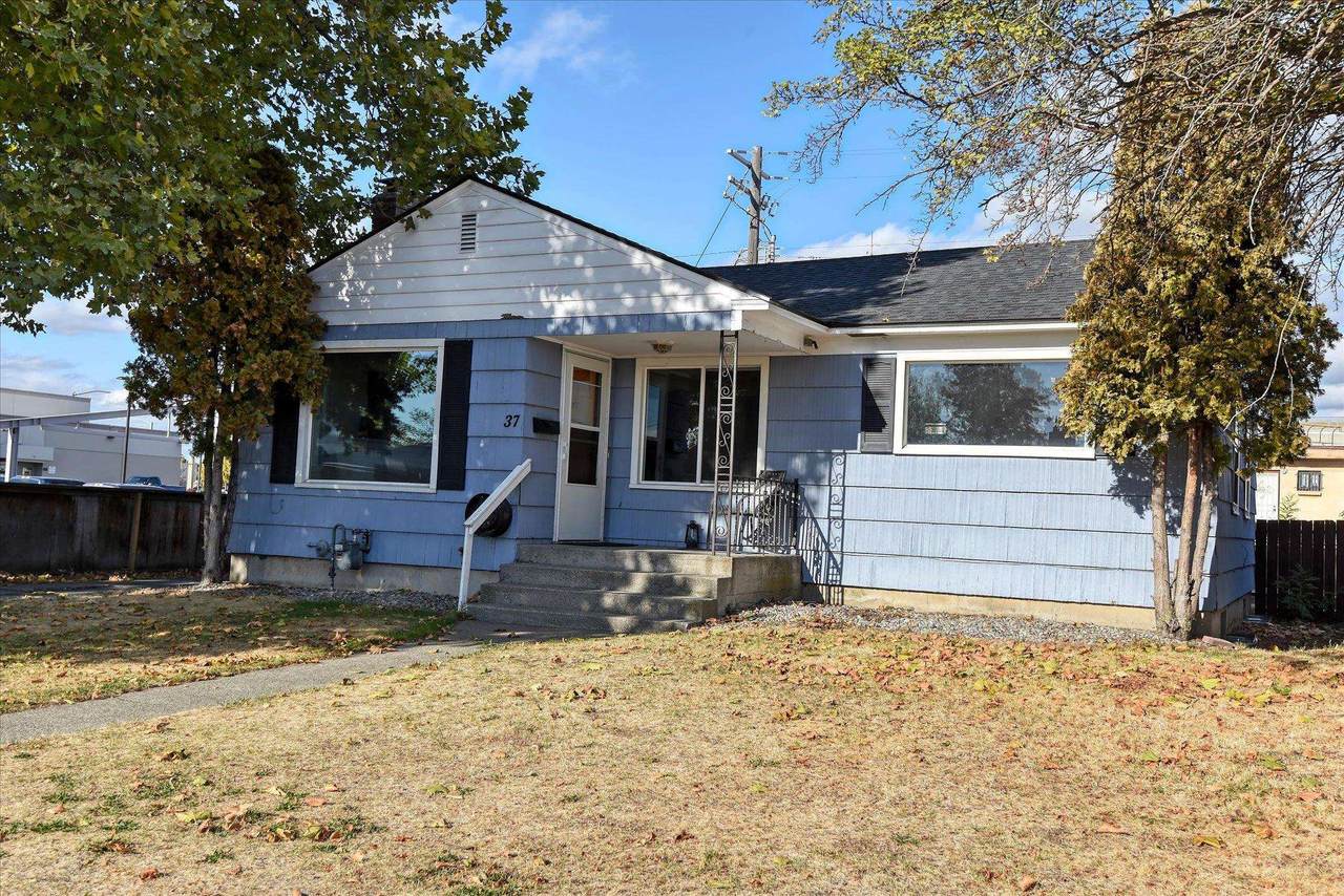 37 Hoffman Ave - Photo 1