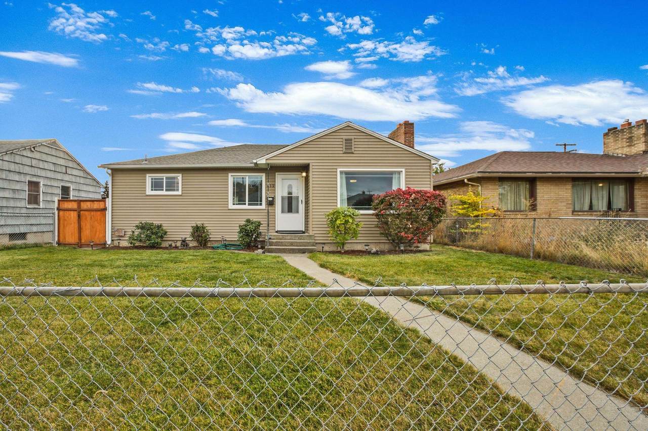 612 Walton Ave - Photo 1