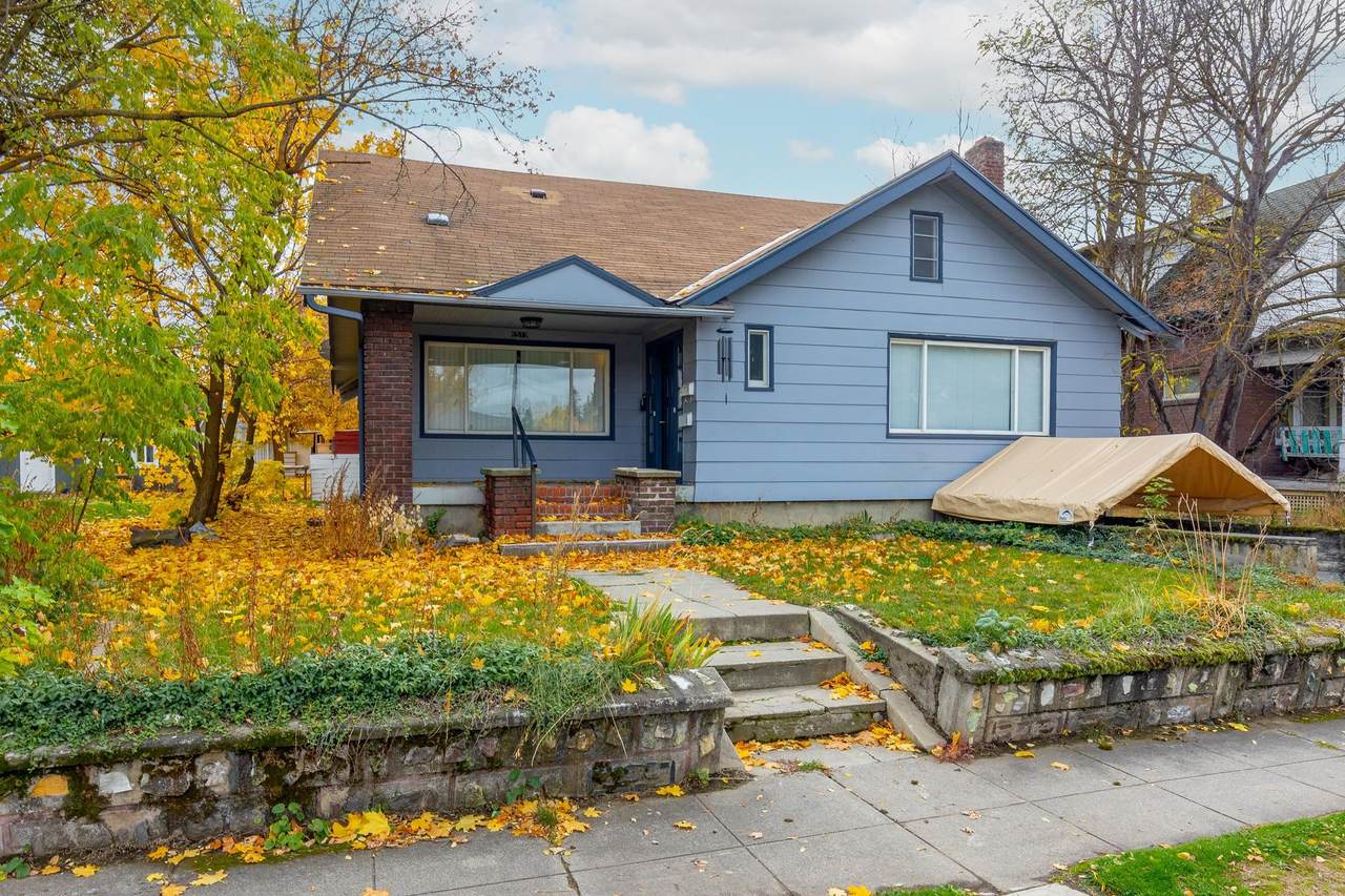 1513 Chelan Ave - Photo 1