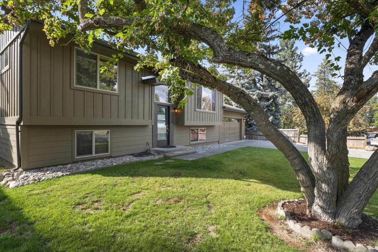 14417 Dakota St - Photo 1