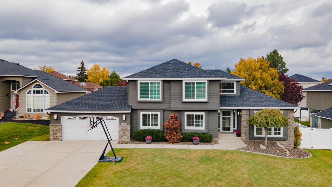 15815 17th Ave - Photo 1