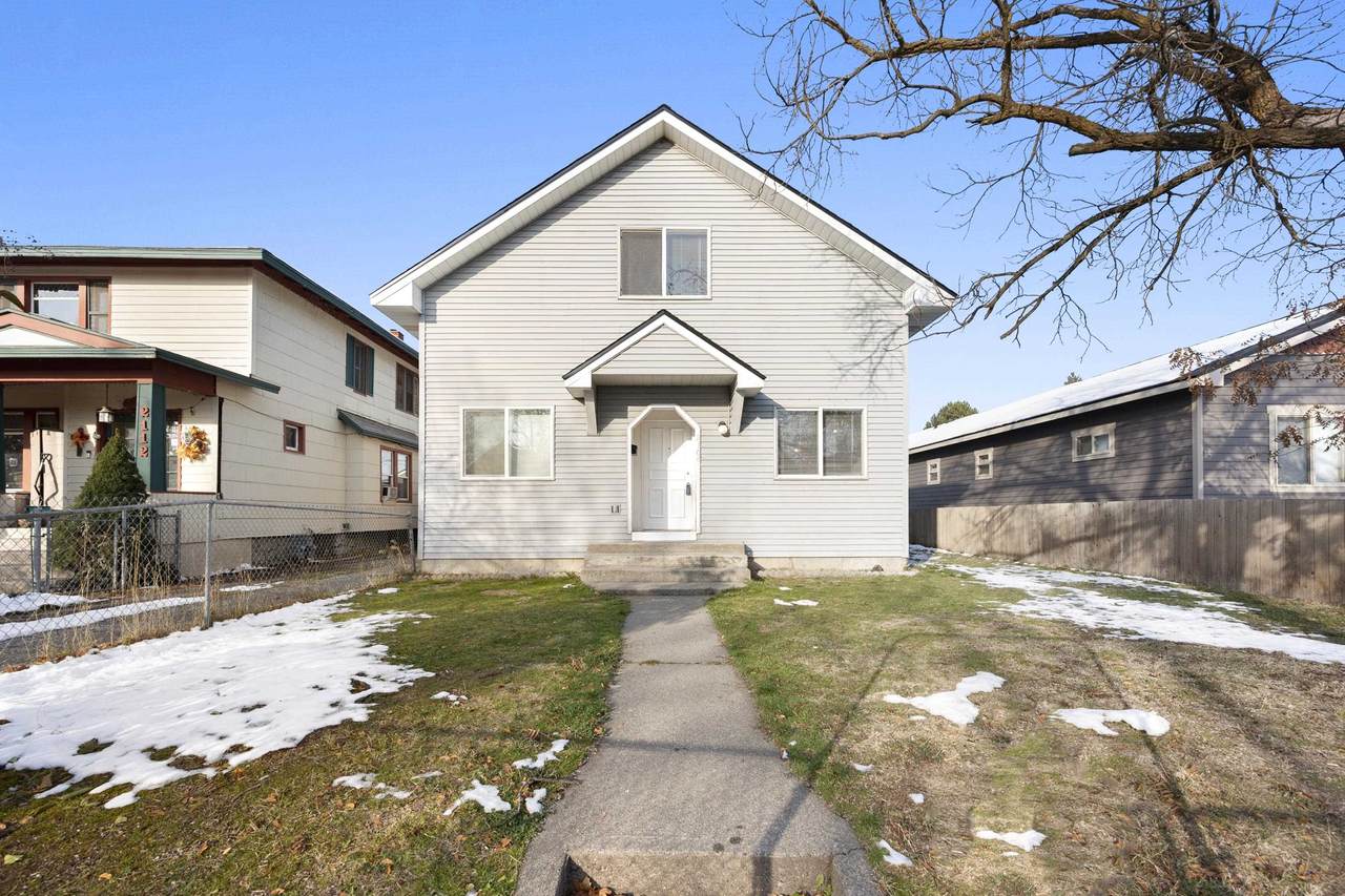 2108 Maxwell Ave - Photo 1