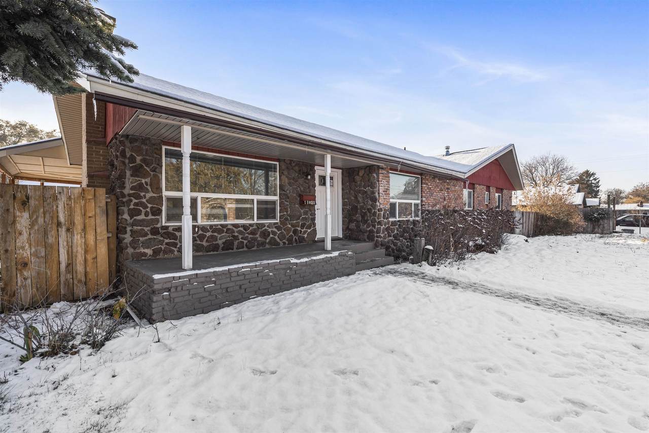 1822 Everett Ave - Photo 1