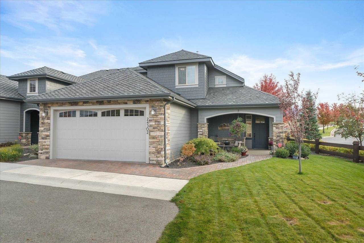 24302 Pinnacle Ct - Photo 1