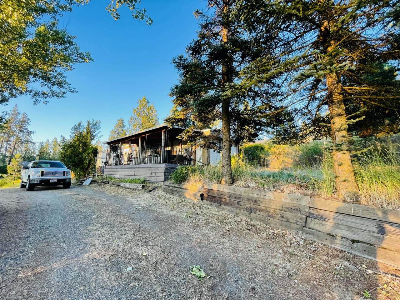 424 Stringham Rd - Photo 1