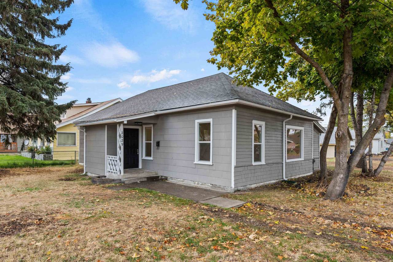 2029 Sinto Ave - Photo 1