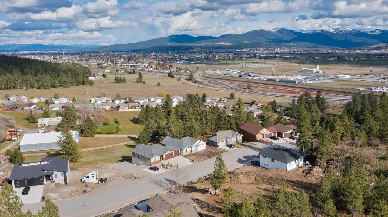 5117 Del Rey Dr - Photo 1
