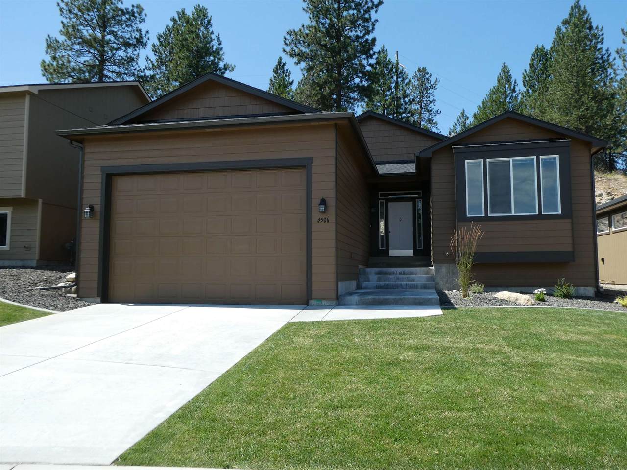 4506 Willow Ln - Photo 1