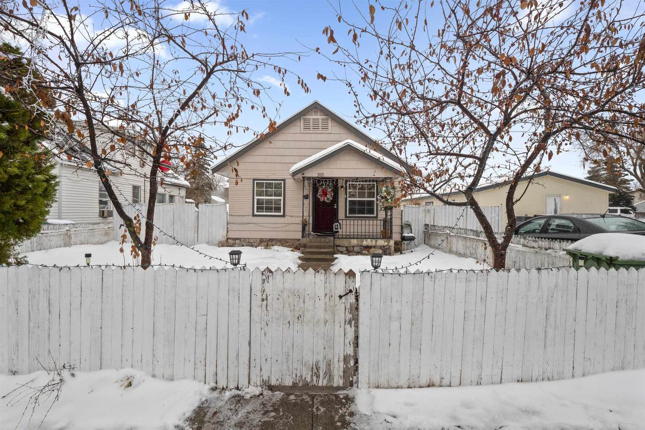 2021 Mallon Ave - Photo 1
