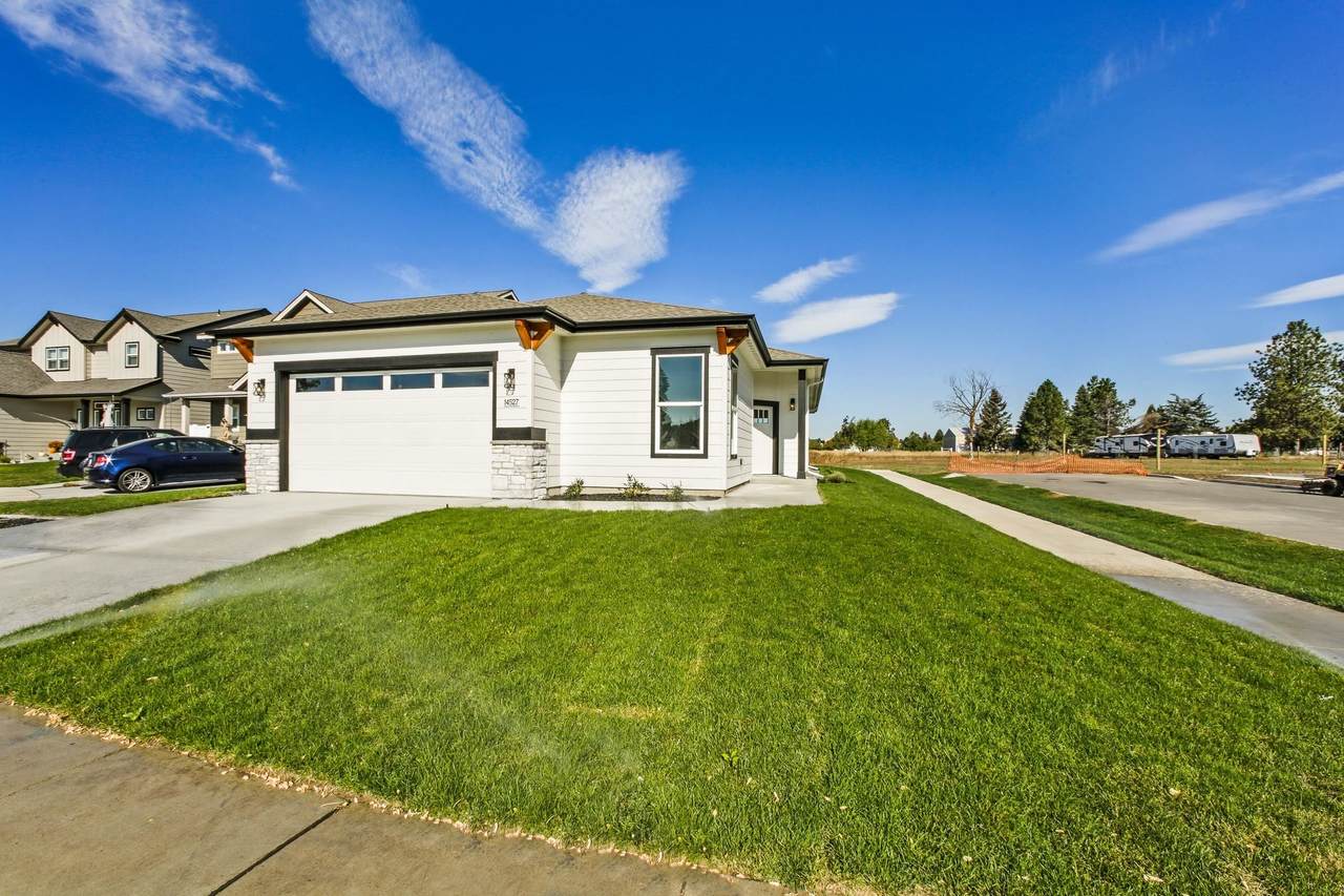 14527 31st Ave - Photo 1