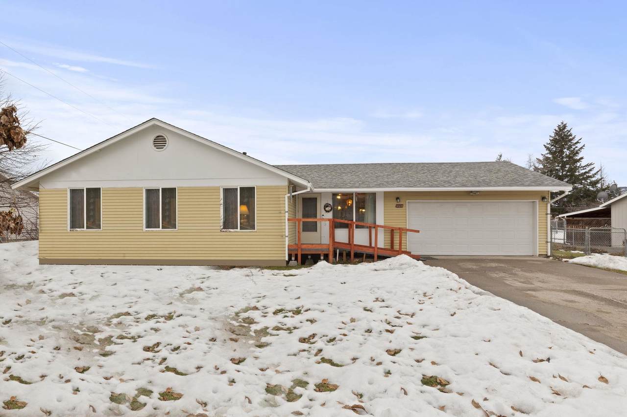 12012 31st Ave - Photo 1