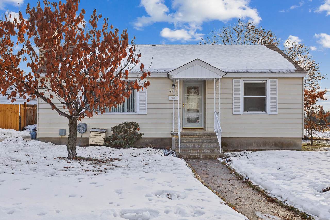 2803 Hoffman Ave - Photo 1
