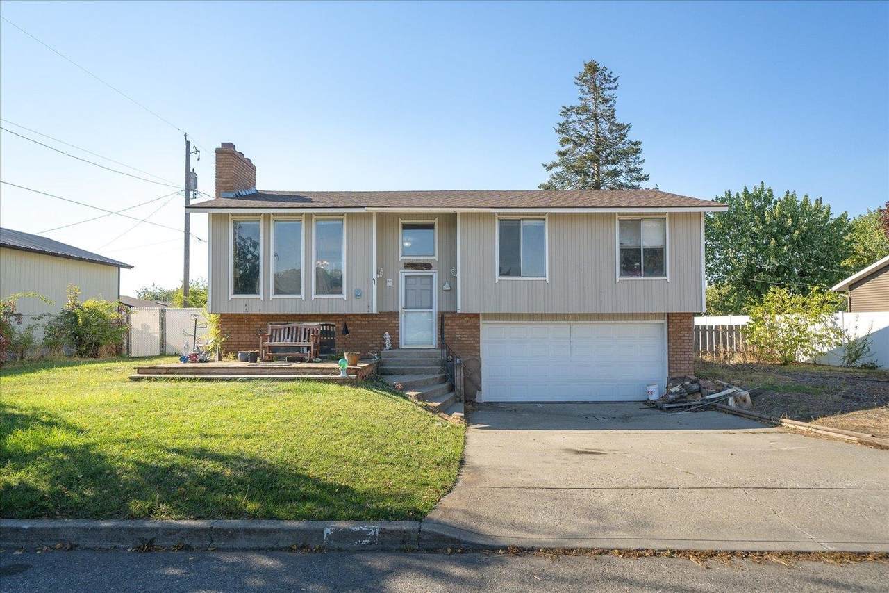 1315 Bolivar Rd - Photo 1