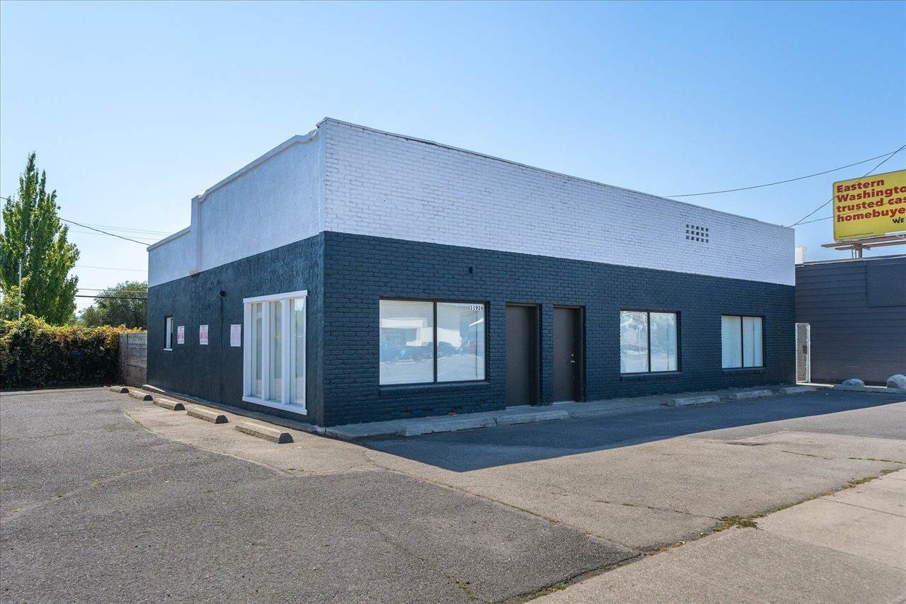 11924 Sprague Ave - Photo 1