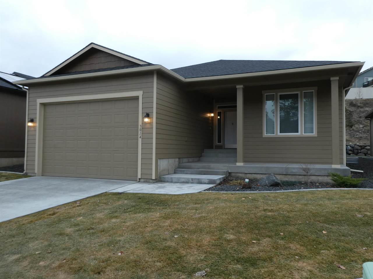 3014 Custer Ln - Photo 1