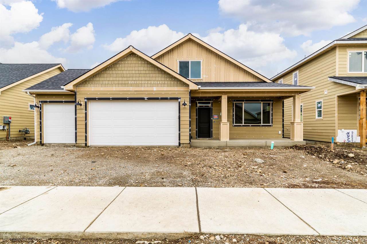 20874 Thompson Ave - Photo 1