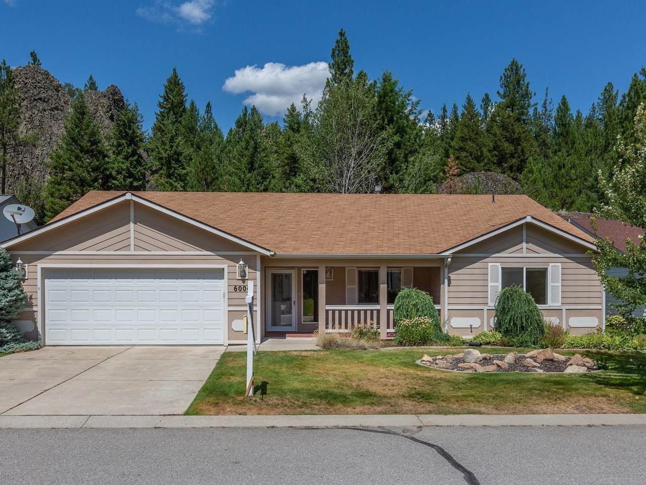 6004 Ruby Way - Photo 1