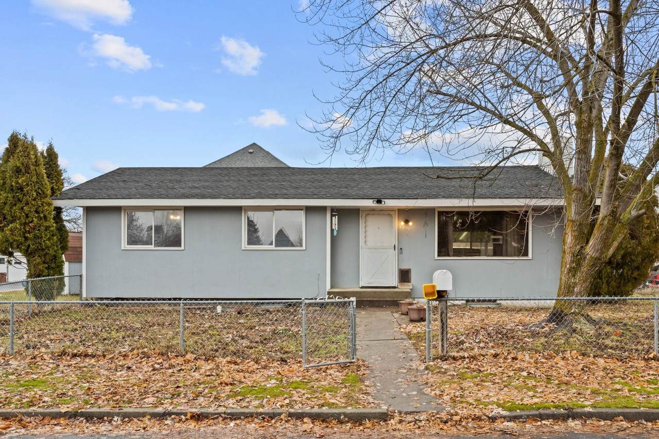 2704 Cuba St - Photo 1