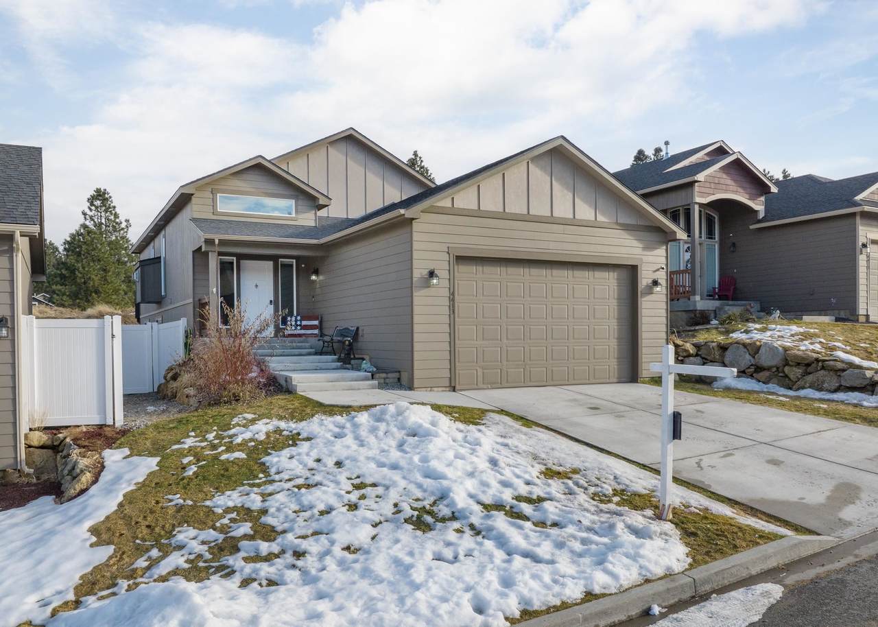 4413 Ponderosa Ln - Photo 1