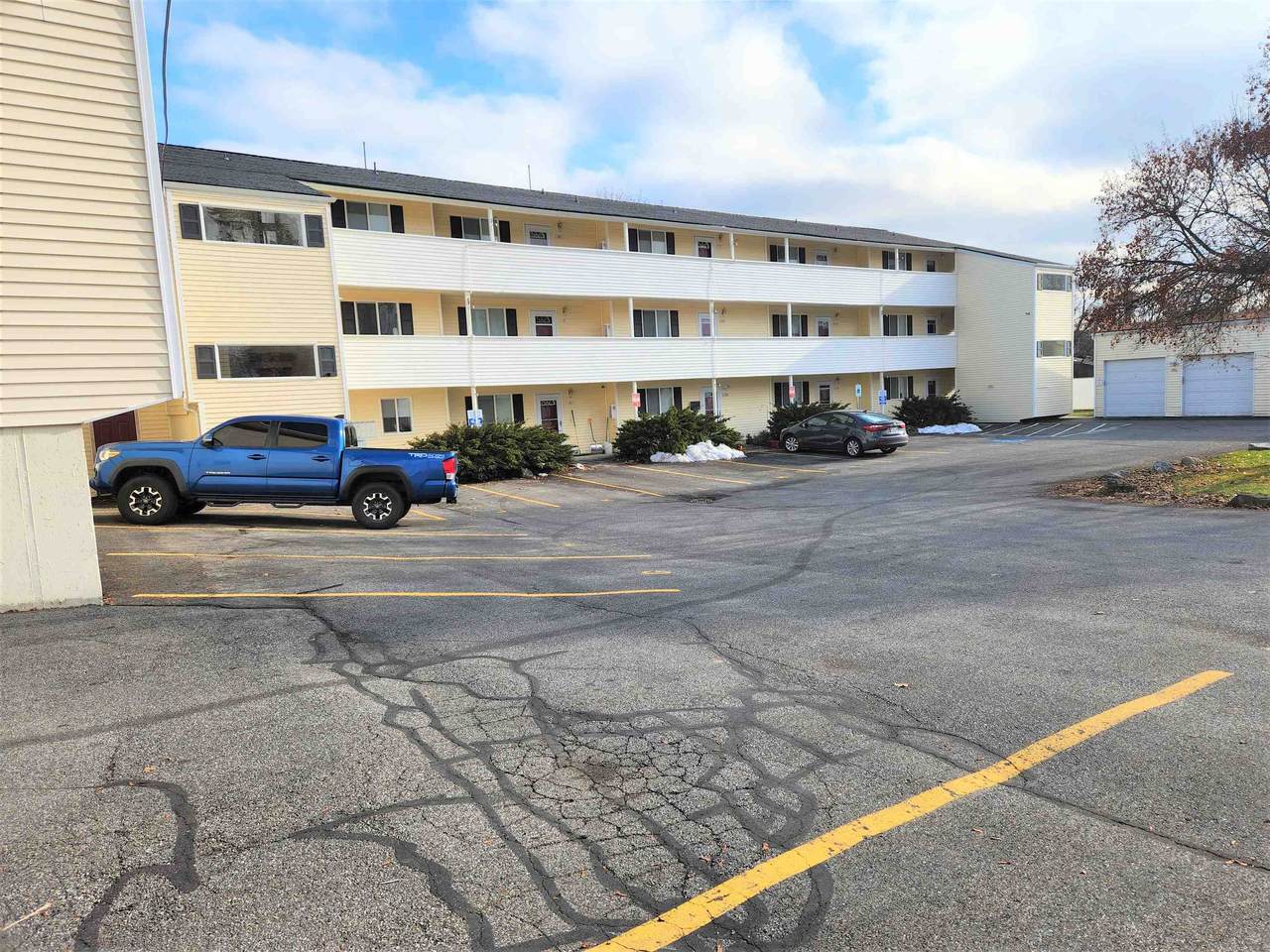 222-201 Hutchinson Rd - Photo 1