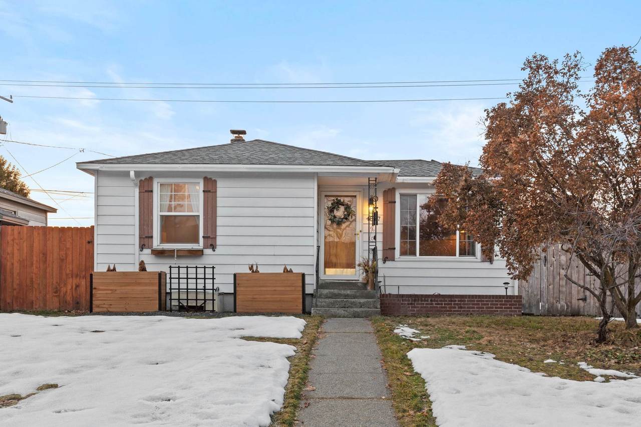 4827 Cedar St - Photo 1