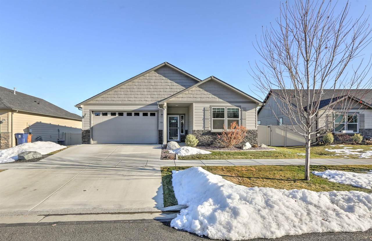 1504 Mckenzie River St - Photo 1